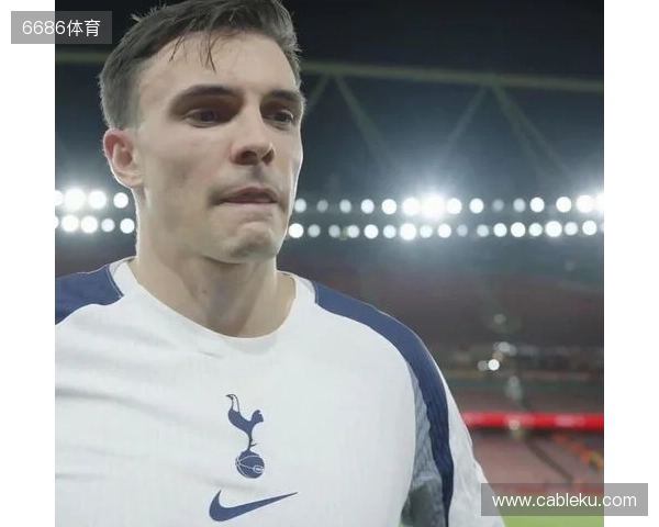 帕利尼亚:想对球迷们说声抱歉,我们辜负了他们的期待 帕利尼亚:想对球迷们说声抱歉,我们辜负了他们的期待